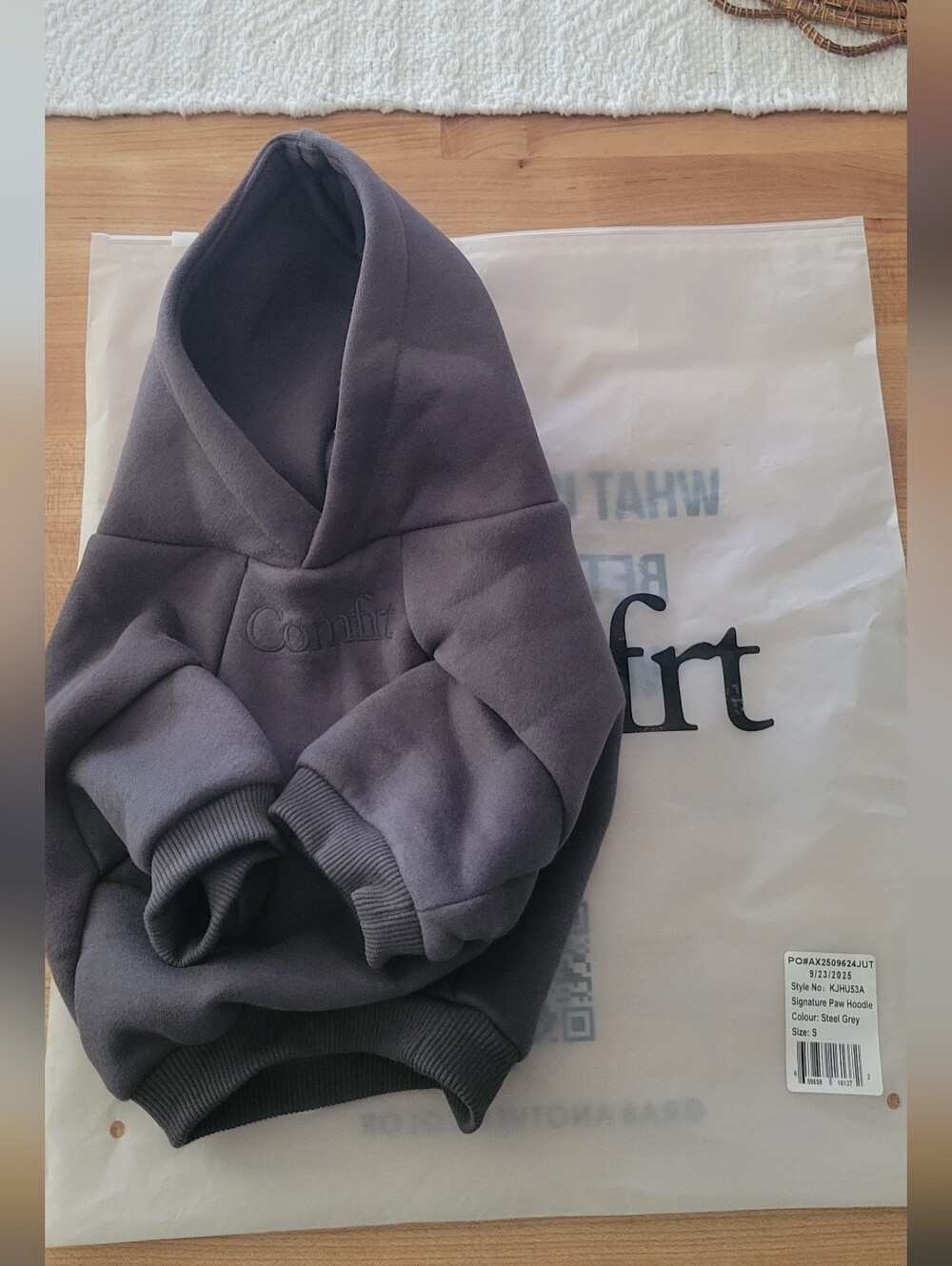 New Comfrt Dog Hoodie Size Small Dark Gray